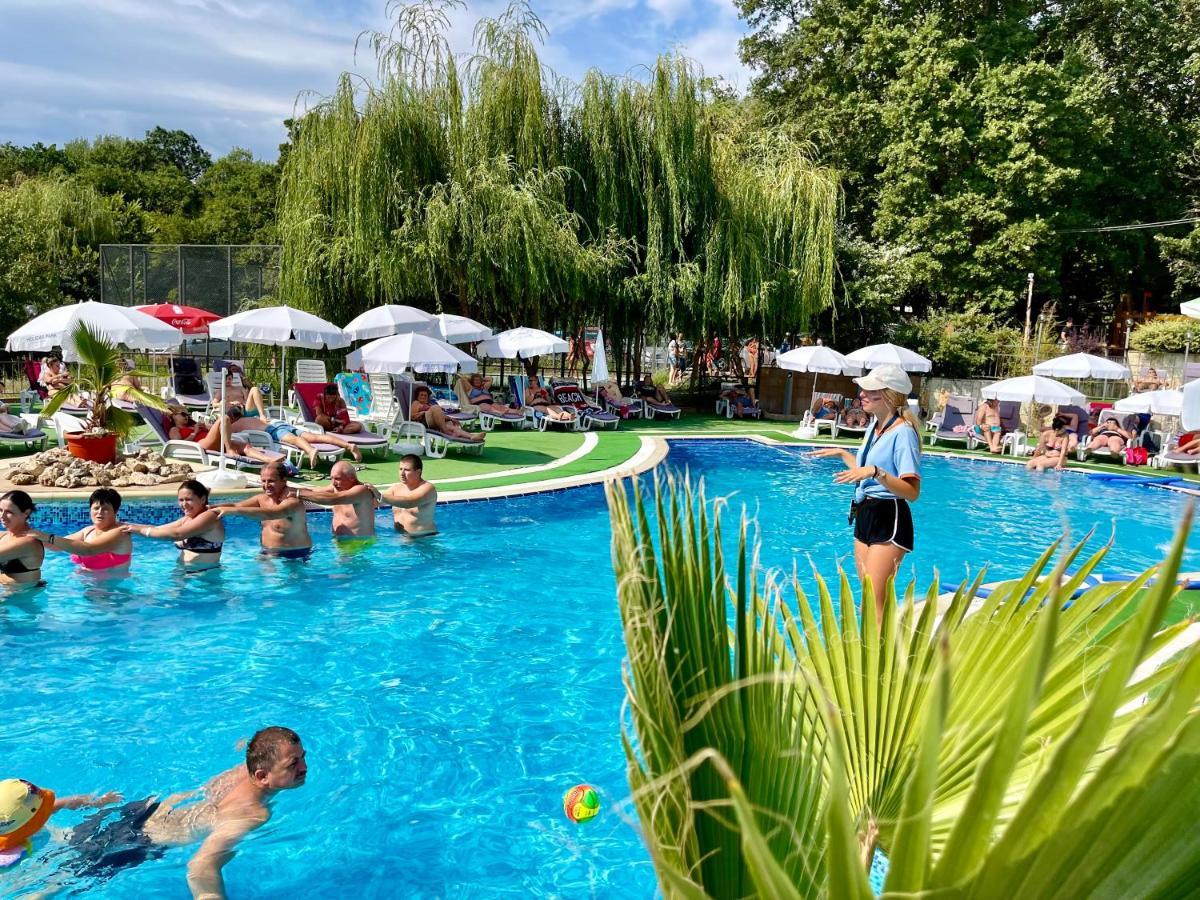 Bsa Holiday Park Hotel Nisipurile de Aur Exterior foto