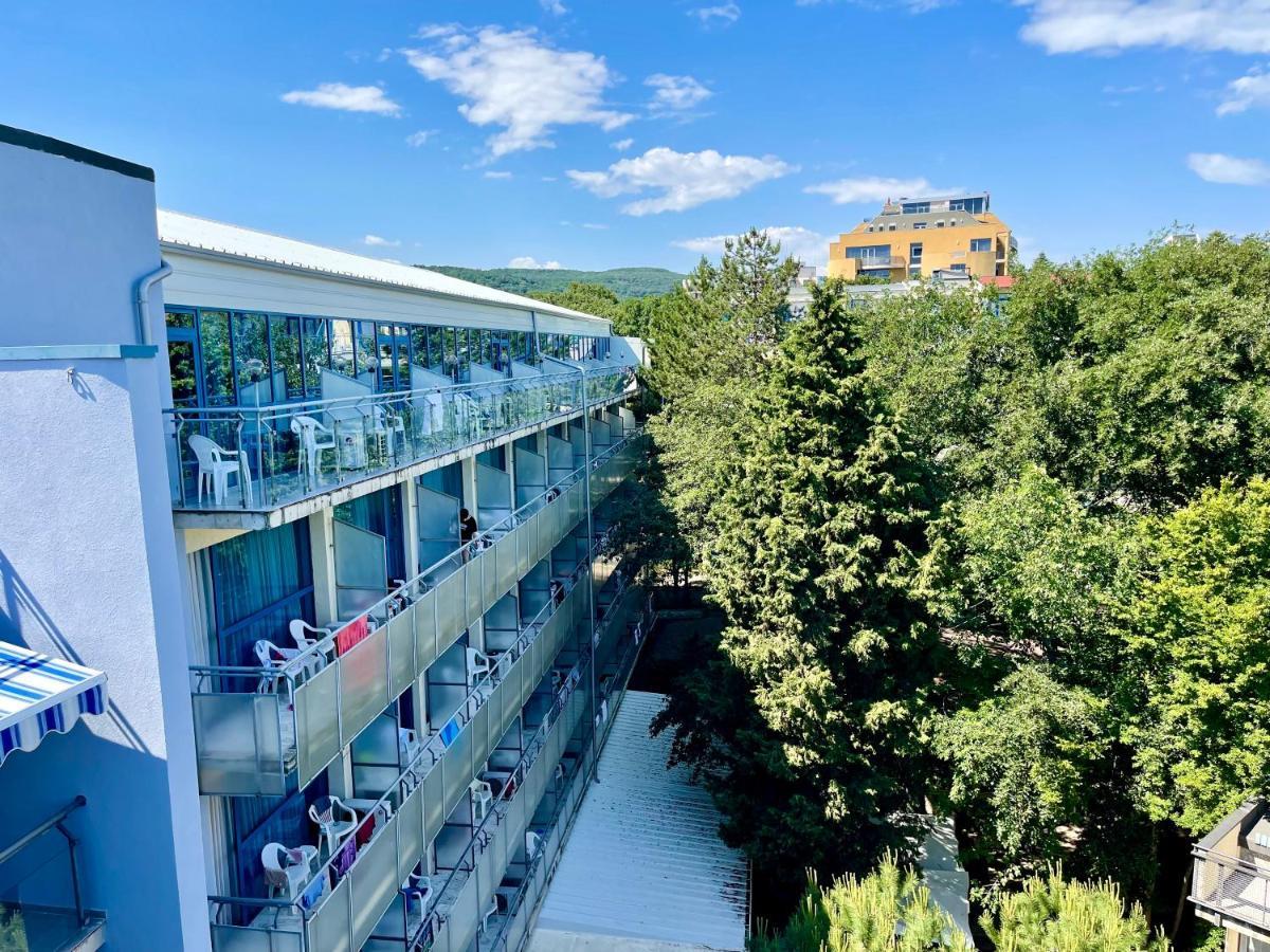 Bsa Holiday Park Hotel Nisipurile de Aur Exterior foto
